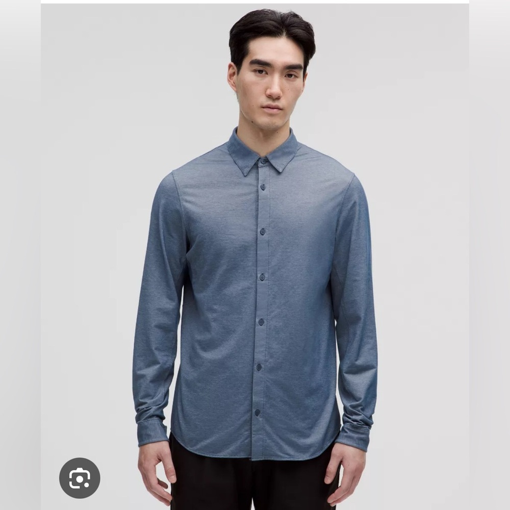 Lululemon Men’s Commission Long Sleeve button up
